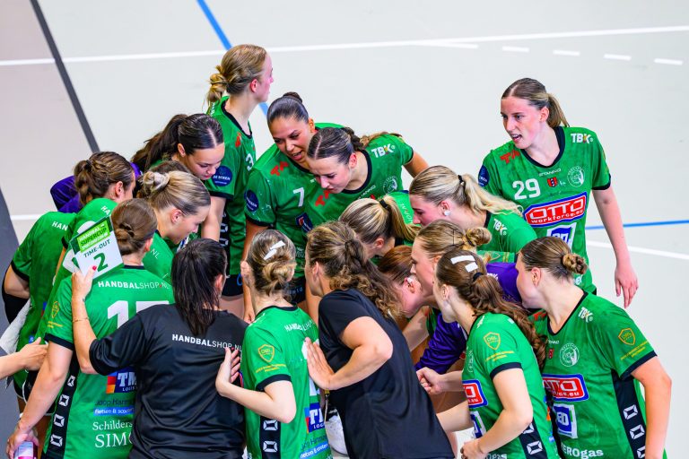 Beker bij de dames gewonnen door VOC Amsterdam 2