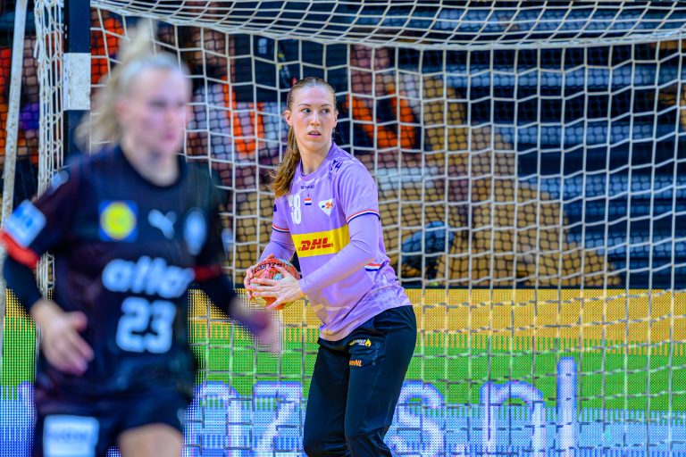 Yara ten Holte mist EK-kwalificatieduel vanwege lichte blessure