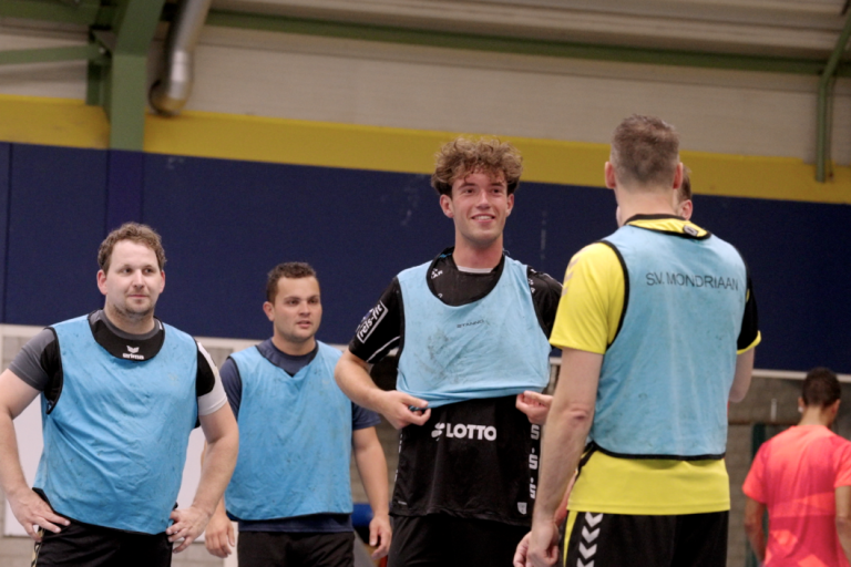 Hoe Youri zijn plezier verloor na grappen over seksualiteit: ‘Ik dacht, dan stop ik gewoon’