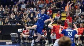 Grootmacht Denemarken maatje te groot voor TeamNL Handbalheren