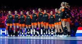 Strijd om WK brons rest voor TeamNL Handbaldames na verlies van topfavoriet Noorwegen