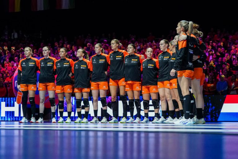 Strijd om WK brons rest voor TeamNL Handbaldames na verlies van topfavoriet Noorwegen