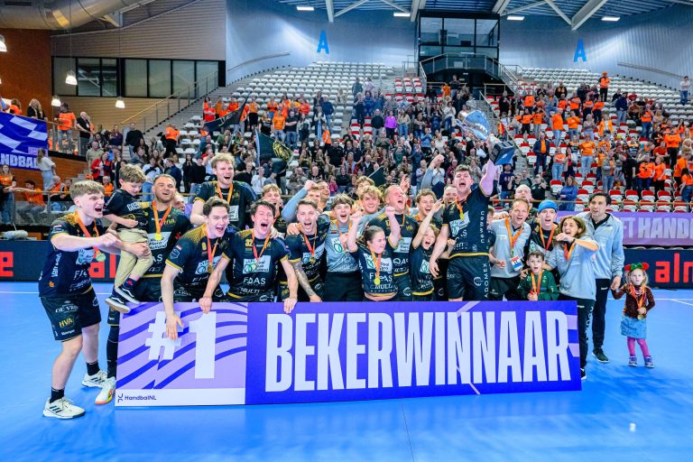 RoyalFloraHolland/HV Aalsmeer prolongeert de bekertitel