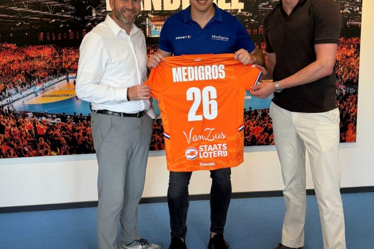 Het Nederlands Handbal Verbond en Medigros verlengen succesvolle samenwerking