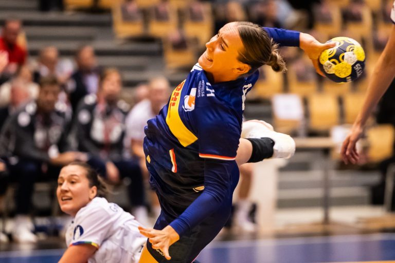 Wereldkampioen Noorwegen te sterk voor TeamNL Handbaldames